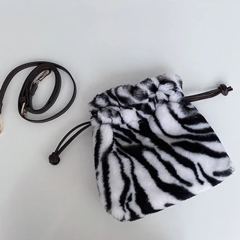 Zebra Saci de Femei Faux Blana Femei Genți de mână de Înaltă Calitate din Păr de Iepure Cordon Geanta de Umar Leopard Japonia Norocos Sac Întreg de Vânzare