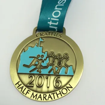 Personalizate medalie maraton în 80mm diametru, cu finisaj antic atașat cu un sublimat panglică