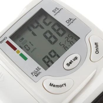 Automat Digital Încheietura Tensiunii Arteriale Monitor LCD Display Rata de Bataie a Inimii Puls Pătrat Măsură Tensiometru Alb Transporta