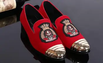 Nou Stil deget de Metal cu rosu manopera broderie Nefumători, Papuci de casă pentru Bărbați petrecere si de nunta Apartamente pantofi