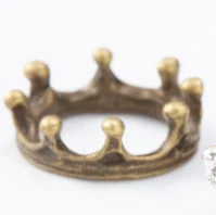30 de piese de retro de metal aliaj de zinc Coroana pandantiv pentru DIY bijuterii handmade colier face 7358B