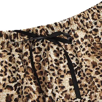 Sexy Femei Pijama de Moda Casual Poliester Imprimare fără Sudură Dantela Stil de zi cu Zi Leopard Lenjerie Și pantaloni Scurți Set Fierbinte